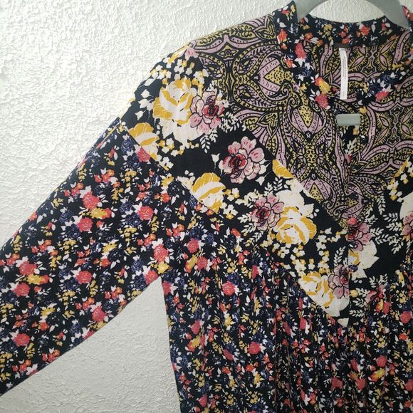 Free People Sz S Boho Multicolored Floral Henley Blouse Long Sleeve Flowy Top - Picture 2 of 9
